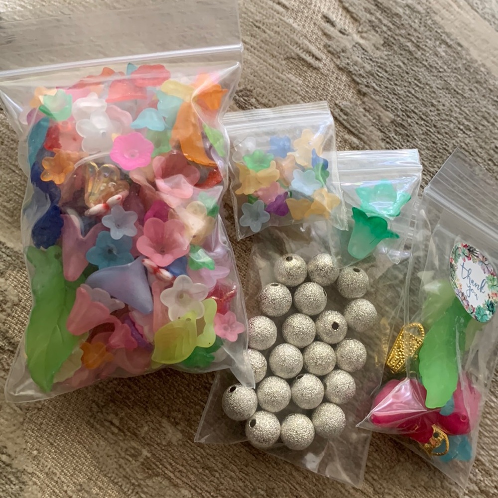Crafting beads